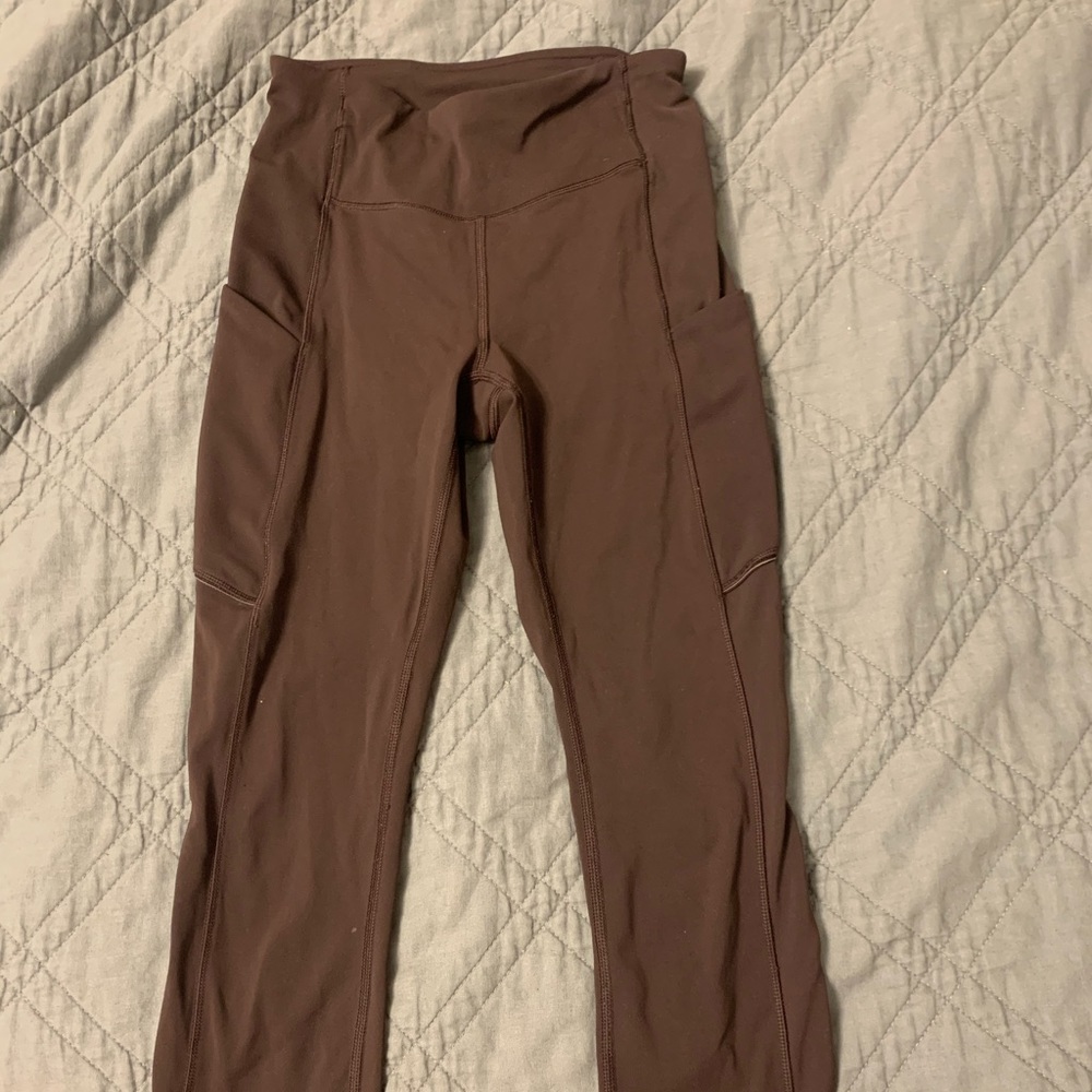 cropped lulu lemon leggings